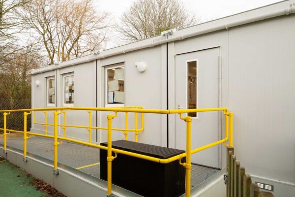 Modulares Euro-Gebäude (6 Buchten) – Bild 4